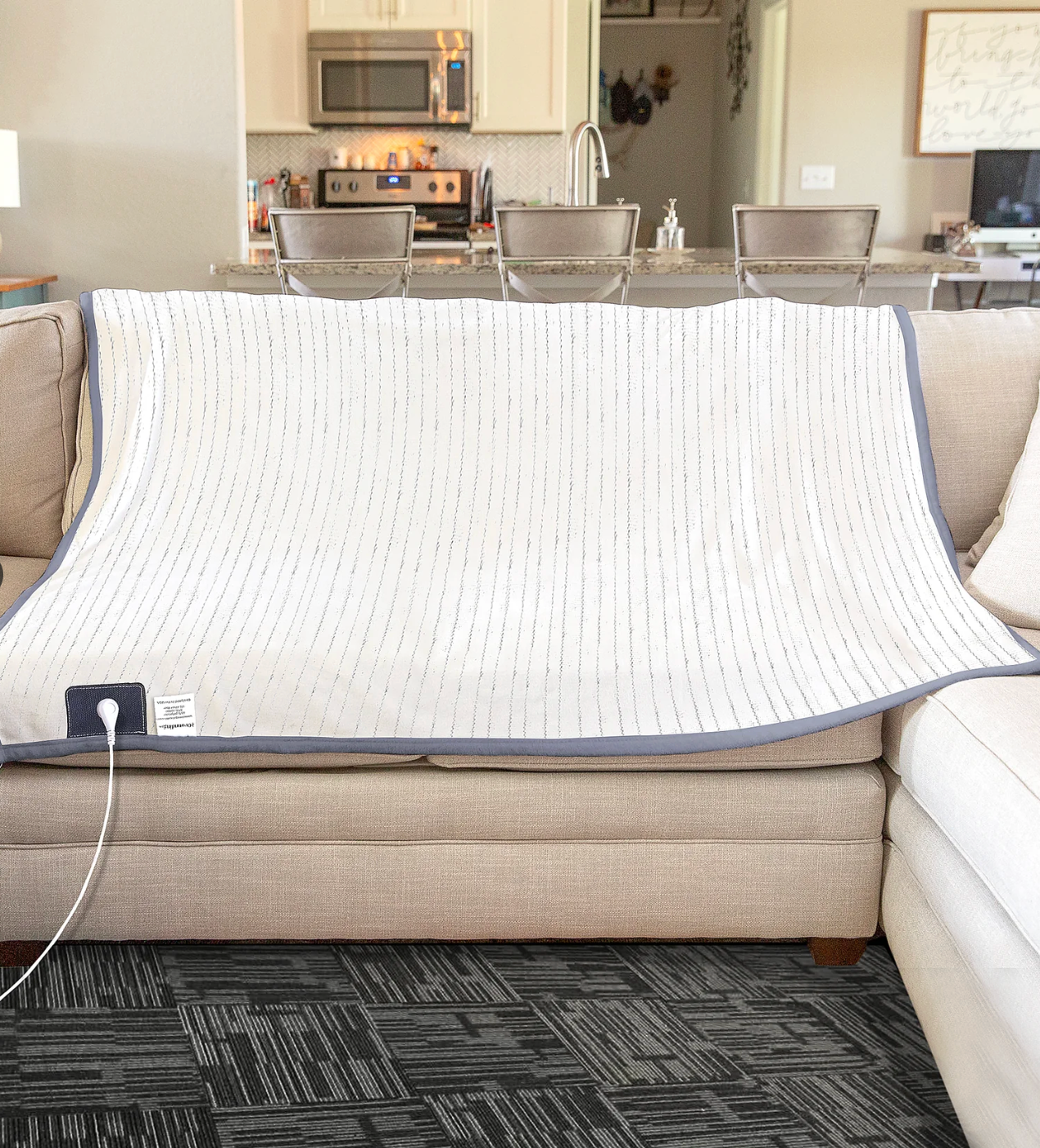 Cureva™ Grounding Throw Blanket